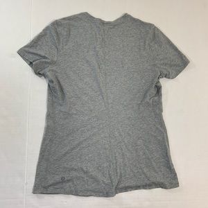 lululemon athletica Tops - Lululemon Gray Tee Shirt Logo Top Workout 8 M lululemon athletica Tops - Lululemon Gray Tee Shirt Logo Top Workout 8 M